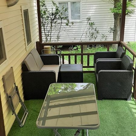Mobil Home Dans Camping 3 Etoiles Mas De Lastourg Avec Piscine,Snack, Вилфранш-дьо-Конфлон Екстериор снимка