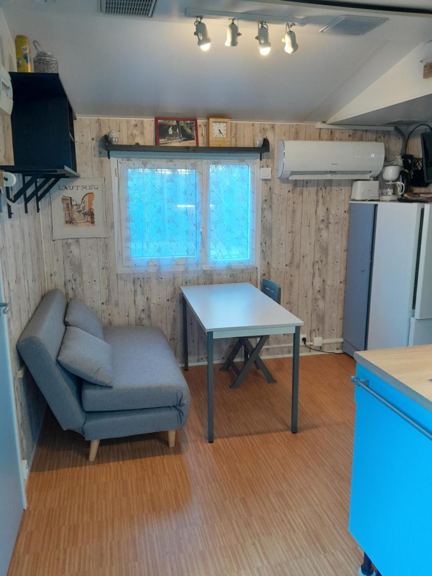 Mobil Home Dans Camping 3 Etoiles Mas De Lastourg Avec Piscine,Snack, Вилфранш-дьо-Конфлон Екстериор снимка